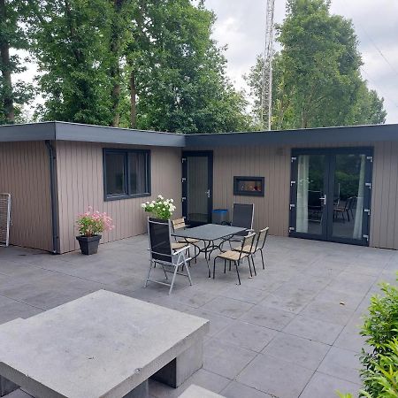 Chalet Moderna Putten Buitenkant foto