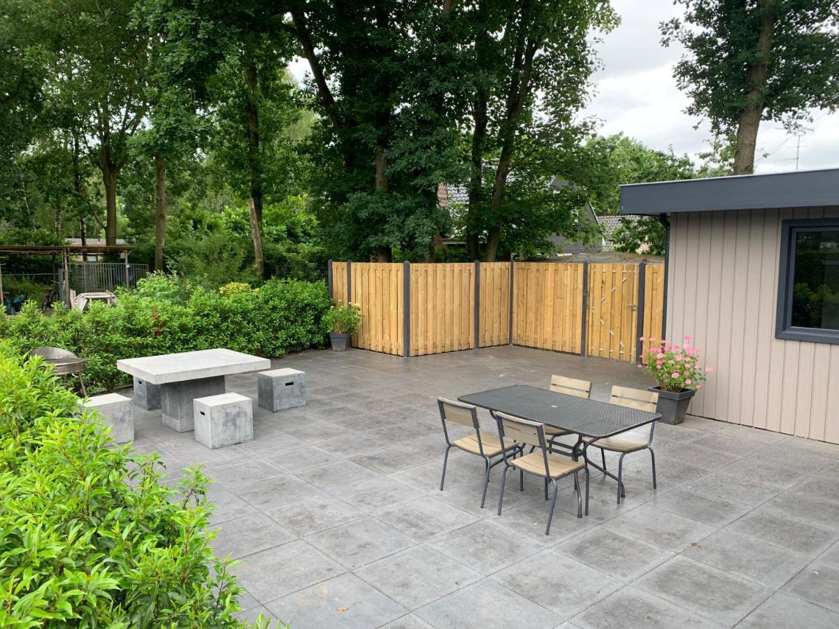 Chalet Moderna Putten Buitenkant foto