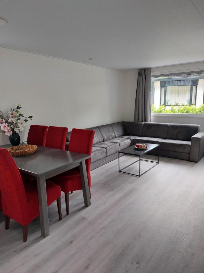 Chalet Moderna Putten Buitenkant foto